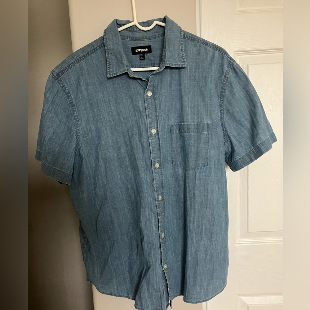 Express men’s short sleeve chambray shirt XL